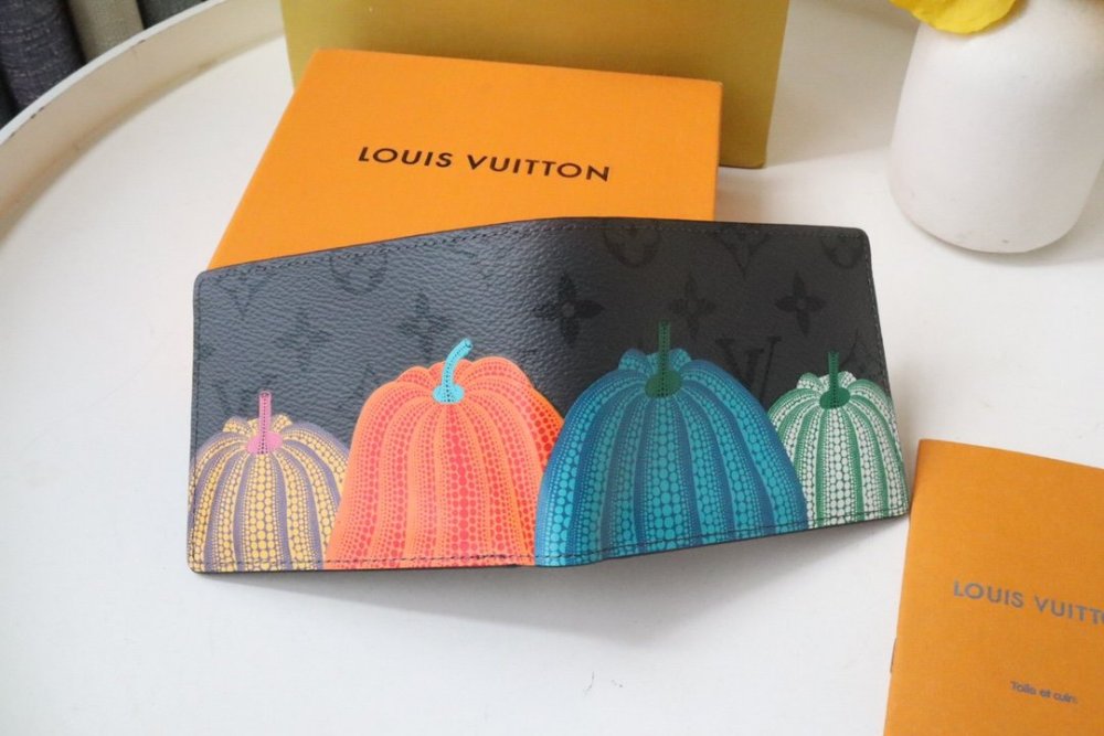 売上総額１位！  ルイヴィトン折り財布コピー   Louis Vuitton ルイヴィトン財布M81967