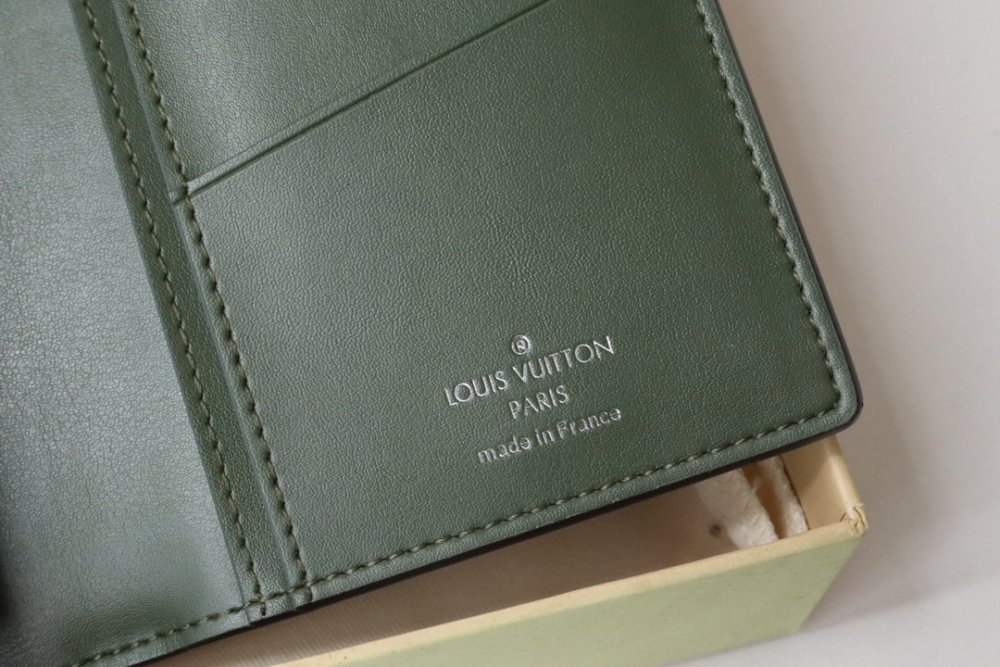 高品質 《人気★》 ルイヴィトン長財布コピー   Louis Vuitton ルイヴィトン財布M84668