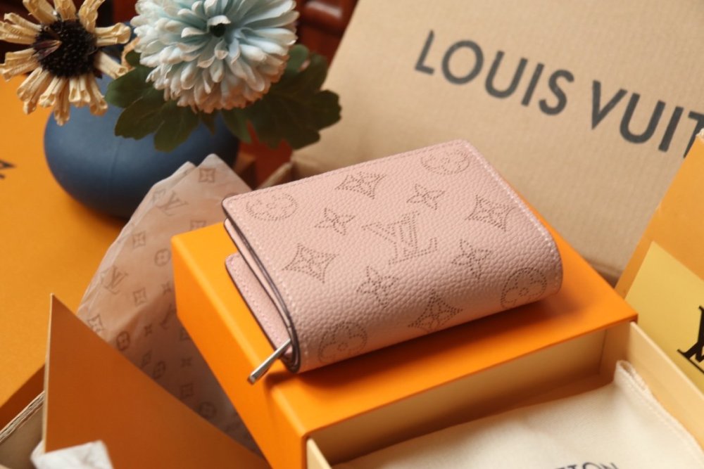 高品質 ★日本!!人気！  ルイヴィトン折り財布コピー 2色  Louis Vuitton ルイヴィトン財布M80629