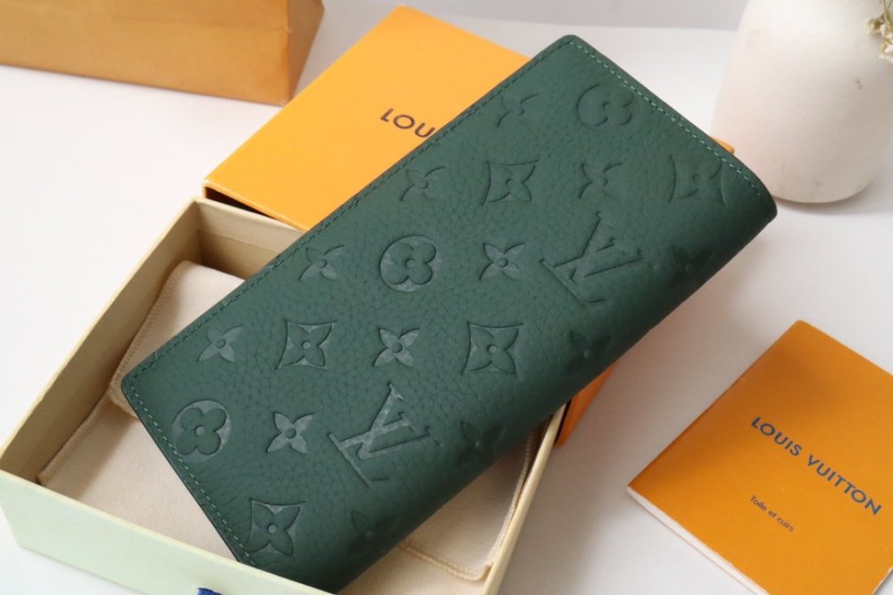高品質 大人気！暖かい★  ルイヴィトン長財布コピー  Louis Vuitton ルイヴィトン財布M83067