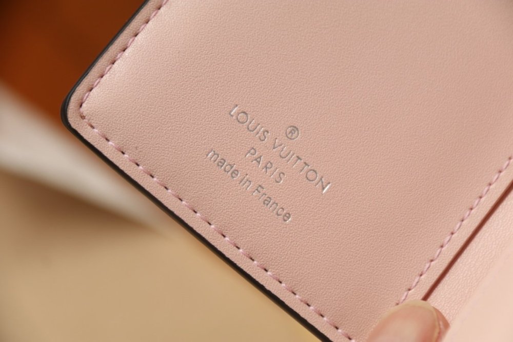 高品質 ★日本!!人気！  ルイヴィトン折り財布コピー 2色  Louis Vuitton ルイヴィトン財布M80629
