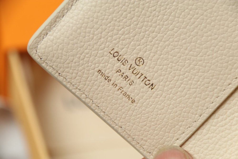 高品質  《人気★》   ルイヴィトン折り財布コピー   Louis Vuitton ルイヴィトン財布M83481