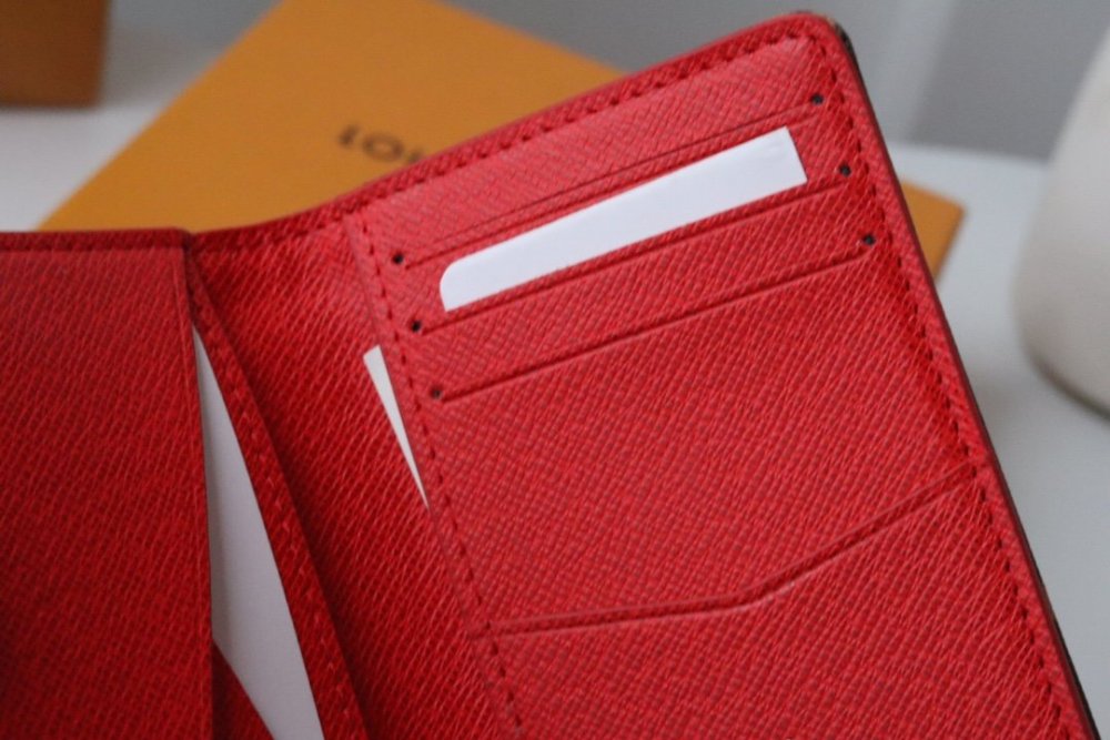 高品質  【日本未発売】  ルイヴィトンカードケースコピー   Louis Vuitton ルイヴィトン財布M61695