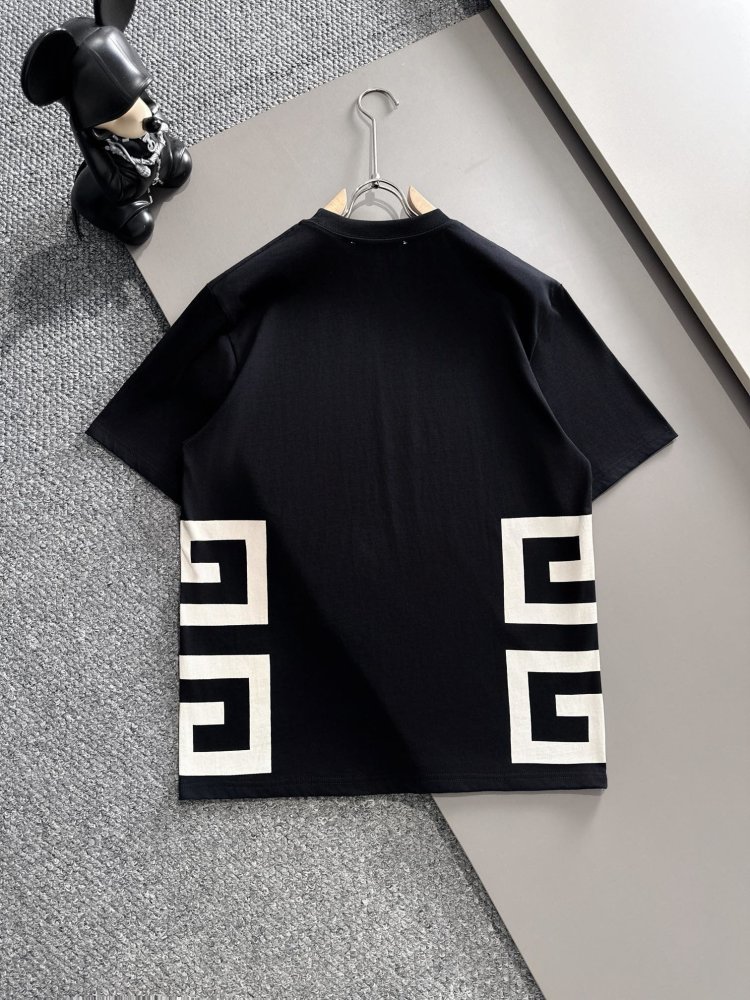即発送！ ジバンシィ服コピー 2色    GIVENCHY  ジバンシィ服0050