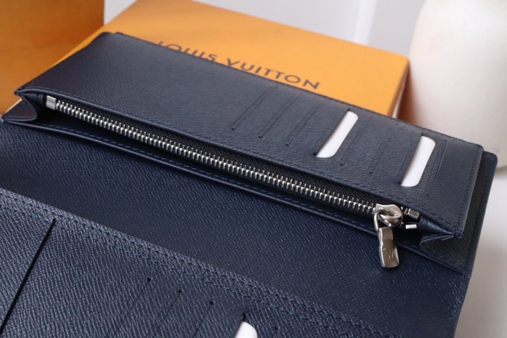 国内発送★ ルイヴィトン長財布コピー 2色  Louis Vuitton ルイヴィトン財布N40678