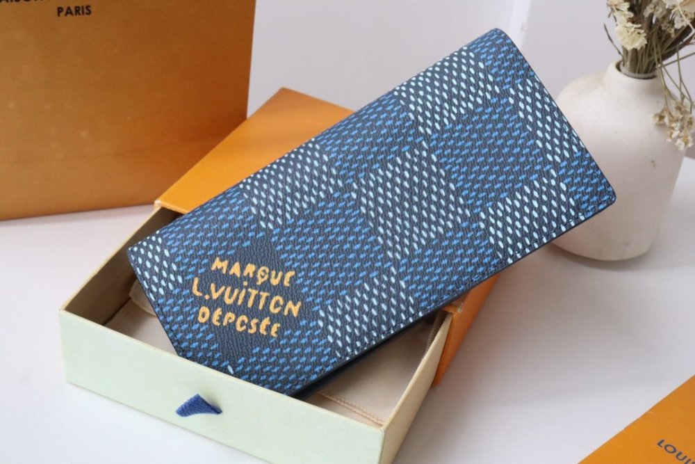 国内発送★ ルイヴィトン長財布コピー 2色  Louis Vuitton ルイヴィトン財布N40678