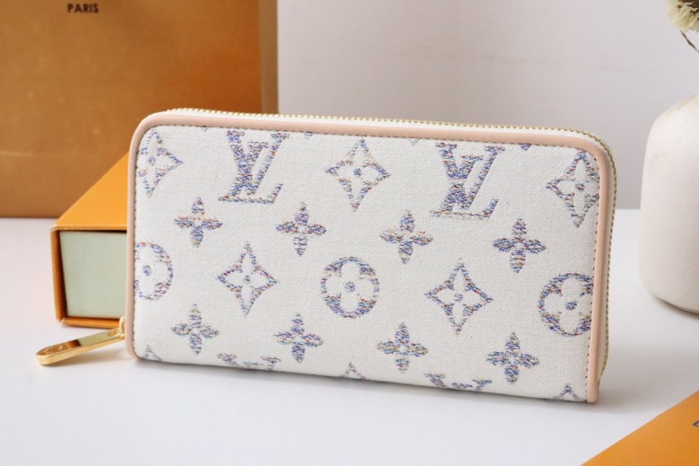 高品質  超話題! ルイヴィトン長財布コピー  Louis Vuitton ルイヴィトン財布M83456