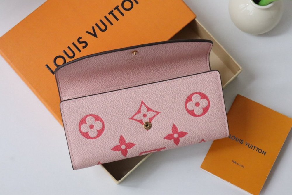 高品質  一目惚れ★  三折  ルイヴィトン長財布コピー  Louis Vuitton ルイヴィトン財布M60699