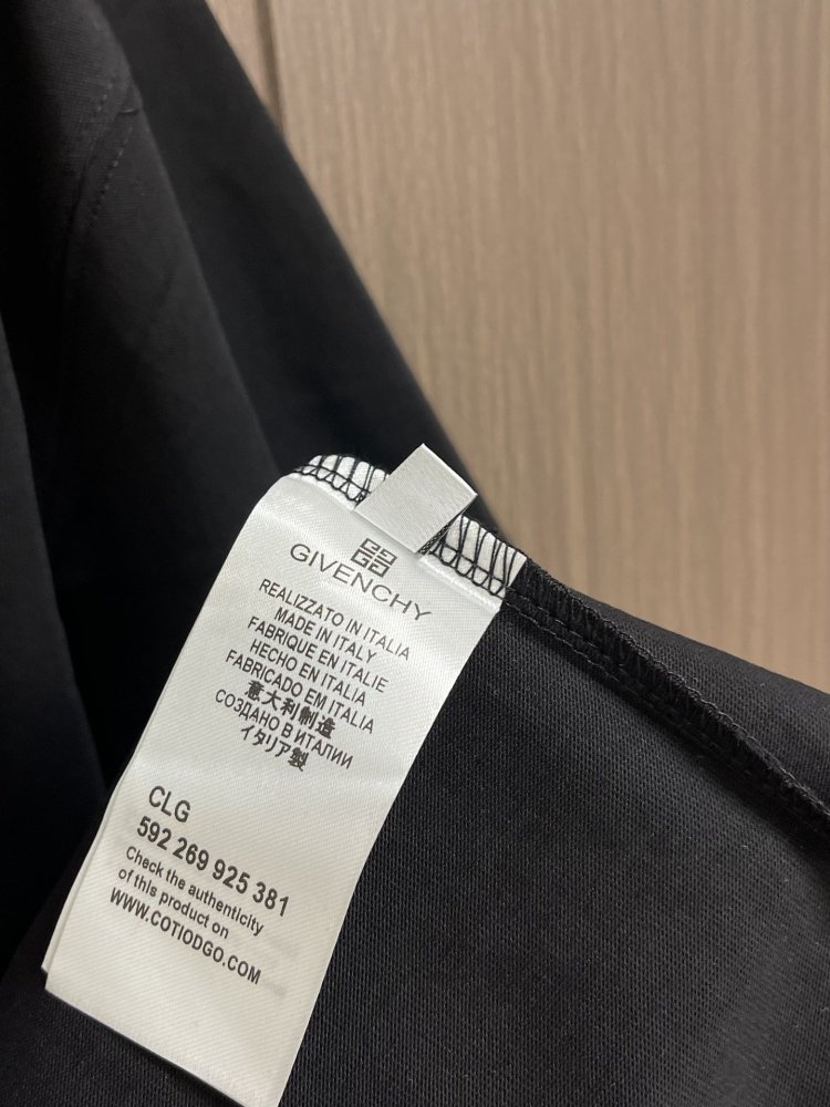 【限定カラー】   ジバンシィ服コピー 2色    GIVENCHY  ジバンシィ服0047