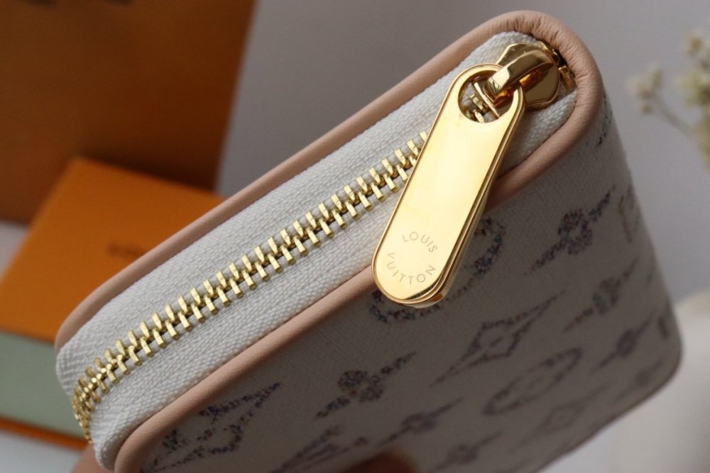 高品質  超話題! ルイヴィトン長財布コピー  Louis Vuitton ルイヴィトン財布M83456