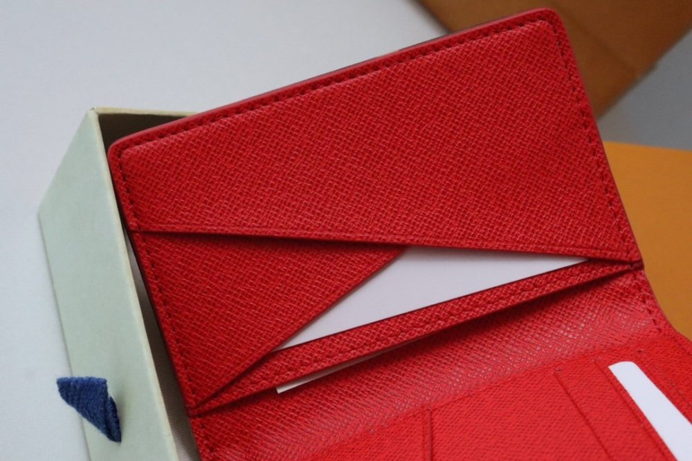 高品質  【日本未発売】  ルイヴィトンカードケースコピー   Louis Vuitton ルイヴィトン財布M61695