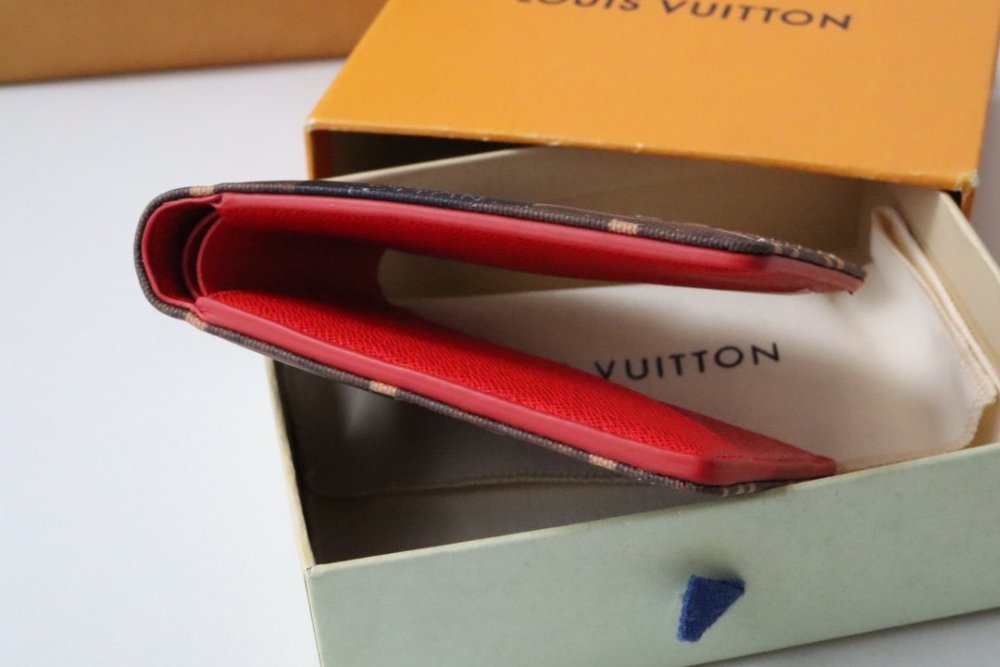 高品質  人気急上昇   ルイヴィトン折り財布コピー   Louis Vuitton ルイヴィトン財布M61695