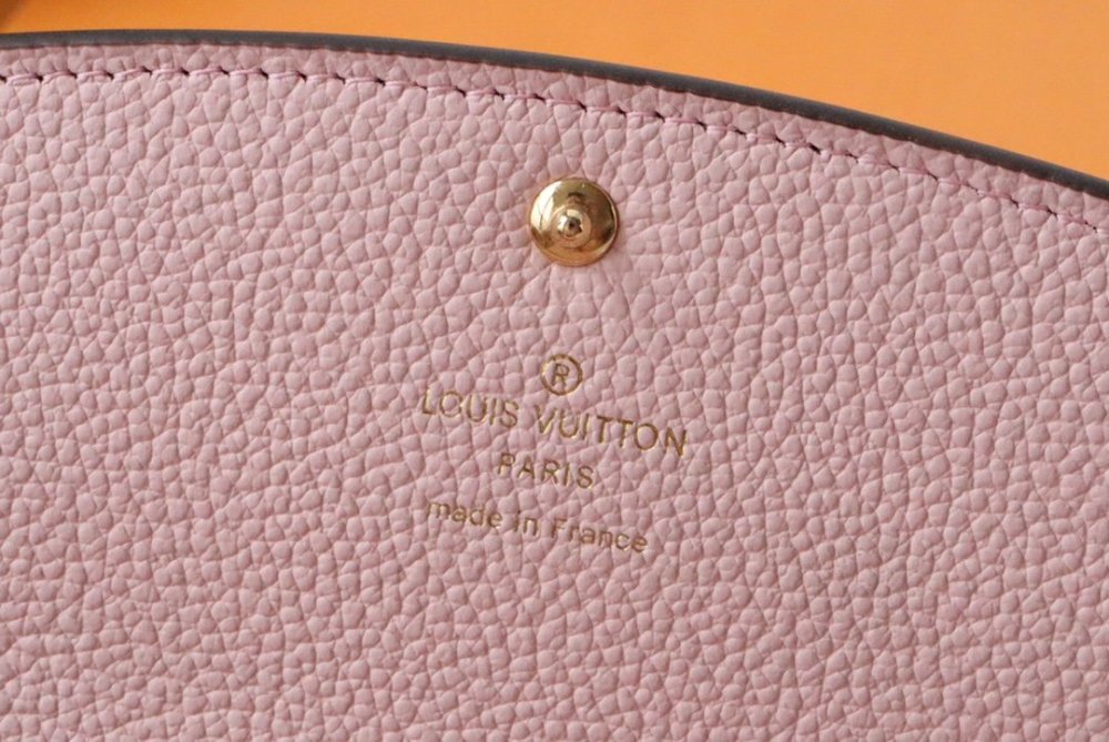 高品質  一目惚れ★  三折  ルイヴィトン長財布コピー  Louis Vuitton ルイヴィトン財布M60699