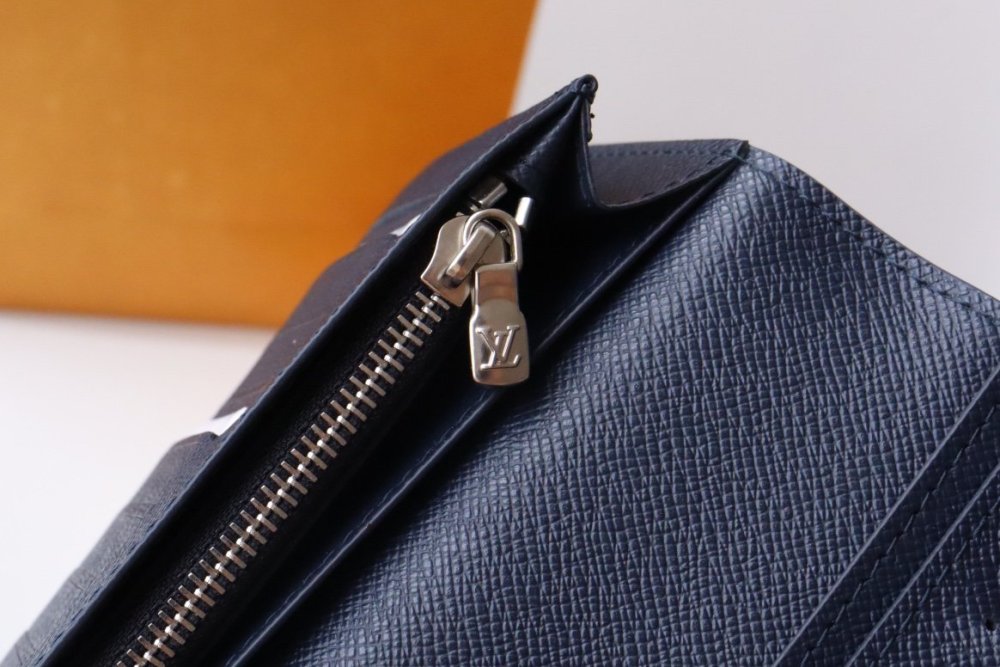 国内発送★ ルイヴィトン長財布コピー 2色  Louis Vuitton ルイヴィトン財布N40678