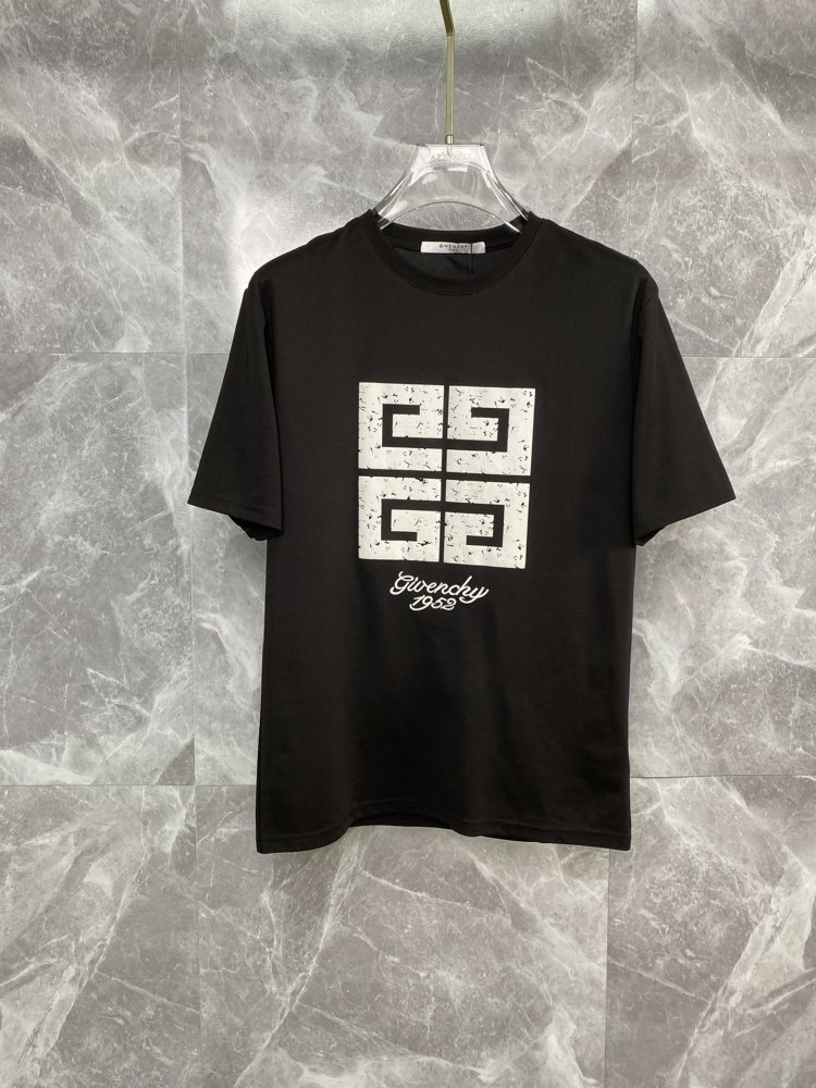 完売前に！  ジバンシィ服コピー 2色  男女兼用  Tシャツ  GIVENCHY  ジバンシィ服0041