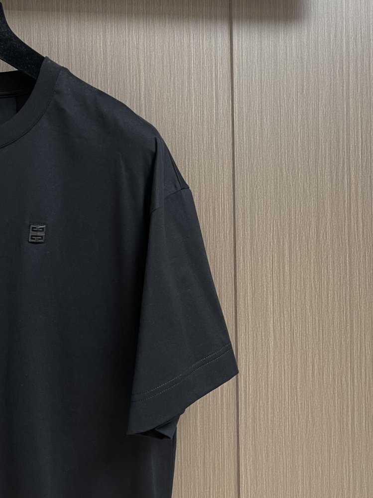 送料込   ジバンシィ服コピー 2色  男女兼用   GIVENCHY  ジバンシィ服0046