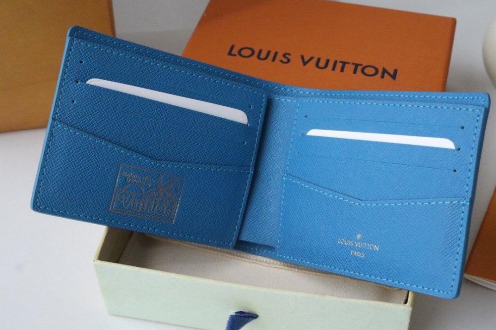 高品質  【限定カラー】  ルイヴィトン折り財布コピー   Louis Vuitton ルイヴィトン財布M83468