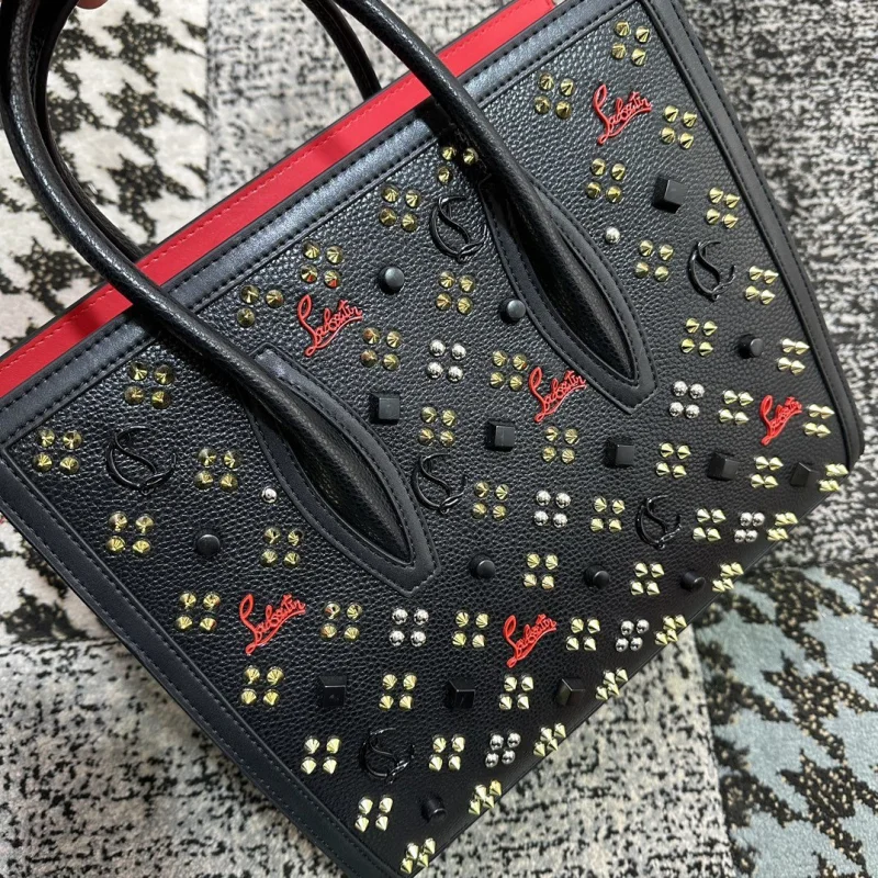 ギフトに最適★ ルブタンバッグコピー Loubishore  6色   ルブタンバッグ0022
