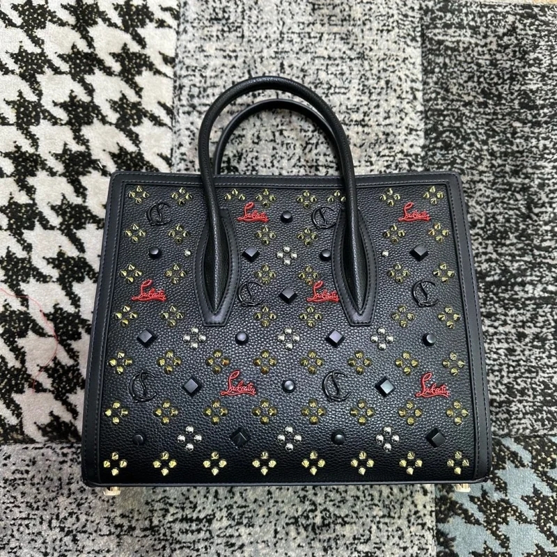 ギフトに最適★ ルブタンバッグコピー Loubishore  6色   ルブタンバッグ0022