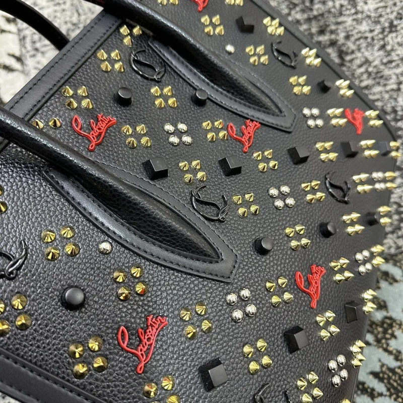 ギフトに最適★ ルブタンバッグコピー Loubishore  6色   ルブタンバッグ0022