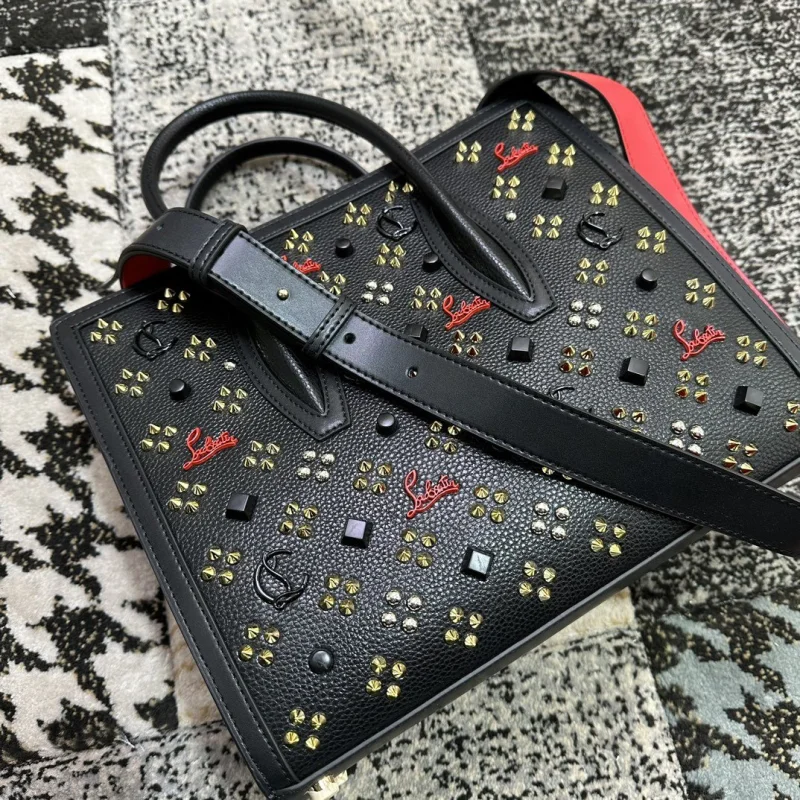 ギフトに最適★ ルブタンバッグコピー Loubishore  6色   ルブタンバッグ0022