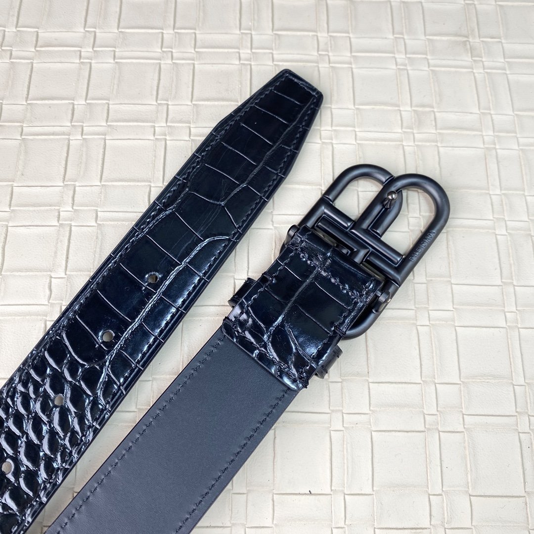 ギフトに最適    バレンシアガ BB ロゴ レザーベルト コピー   BALENCIAGA   バレンシアガベルト0023