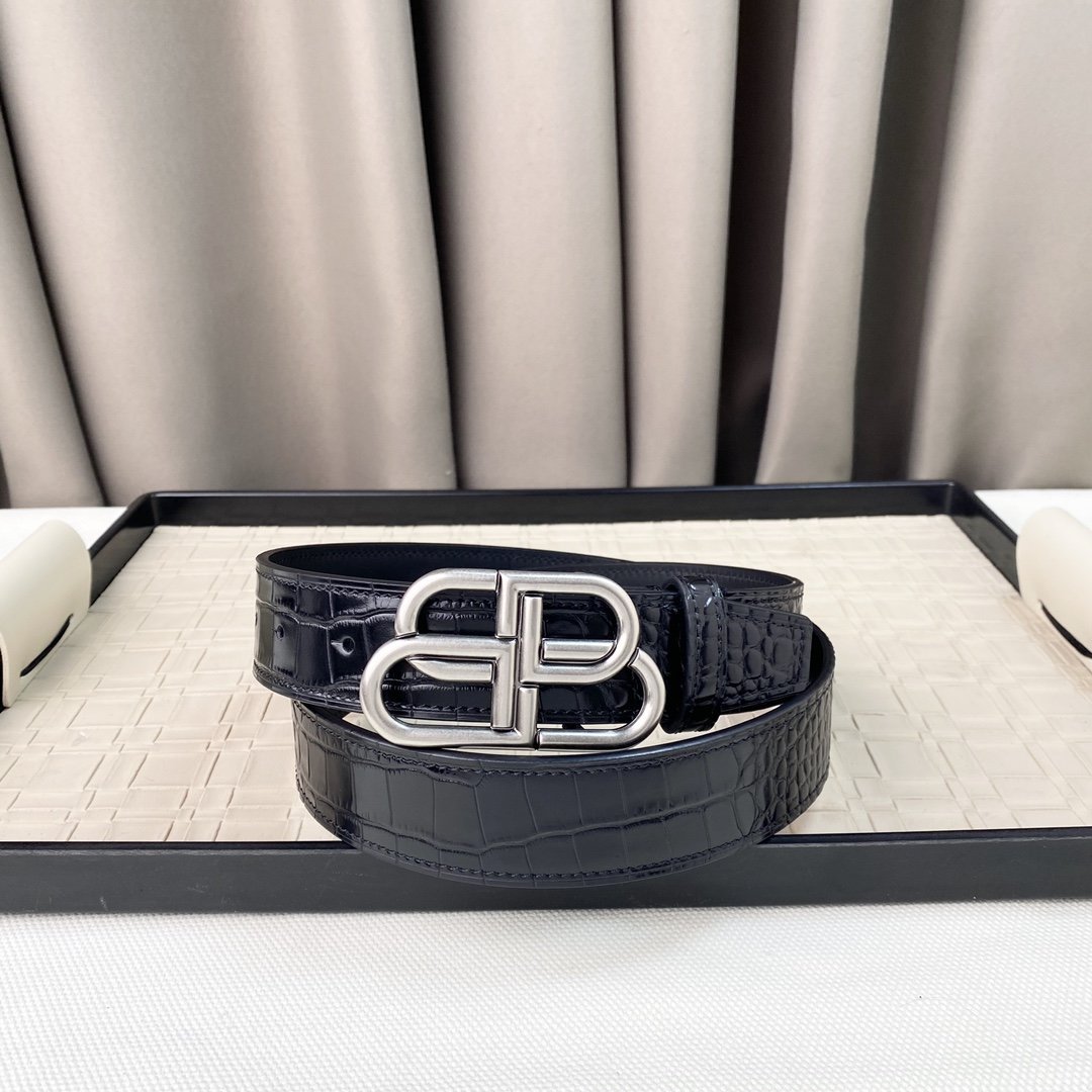 ギフトに最適    バレンシアガ BB ロゴ レザーベルト コピー   BALENCIAGA   バレンシアガベルト0024