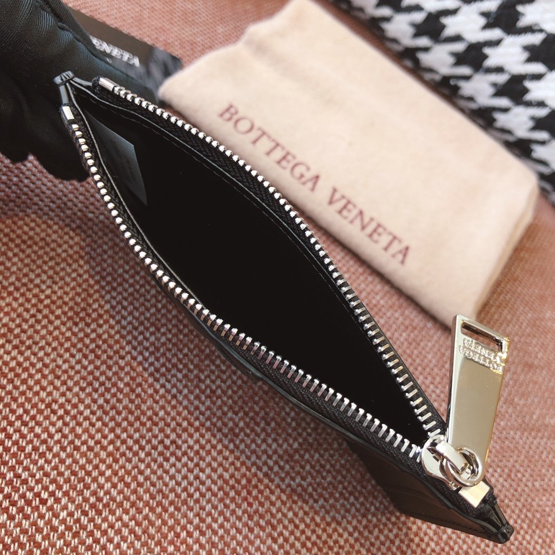 超話題!  ボッテガヴェネタ コピー コインケース ブランド カーフレザー  BOTTEGA VENETA   ボッテガヴェネタ財布0003