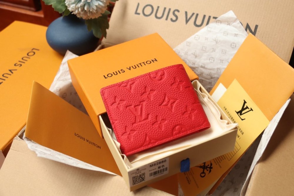 一目惚れ★  ルイヴィトン折り財布コピー 7色   Louis Vuitton ルイヴィトン財布M8288