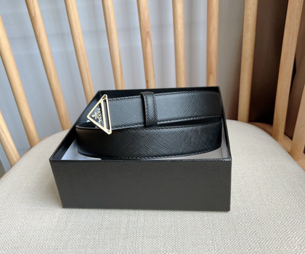 大人気！暖かい★プラダ ベルト コピー 2色  Prada   プラダ ベルト0009