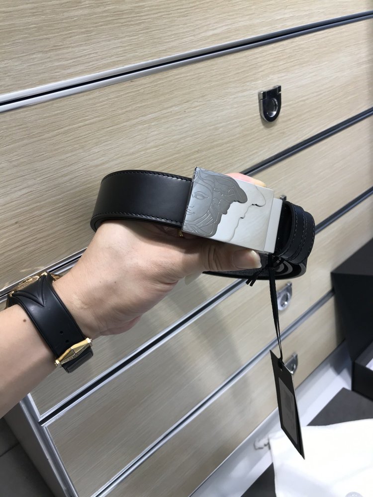 【限定カラー】ヴェルサーチェ ベルト コピー 2色    Versace   ヴェルサーチェ ベルト0020