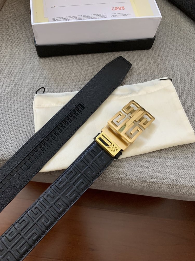 完売必至 ★   ジバンシィベルトコピー  2色    Givenchy   ジバンシィベルト0022