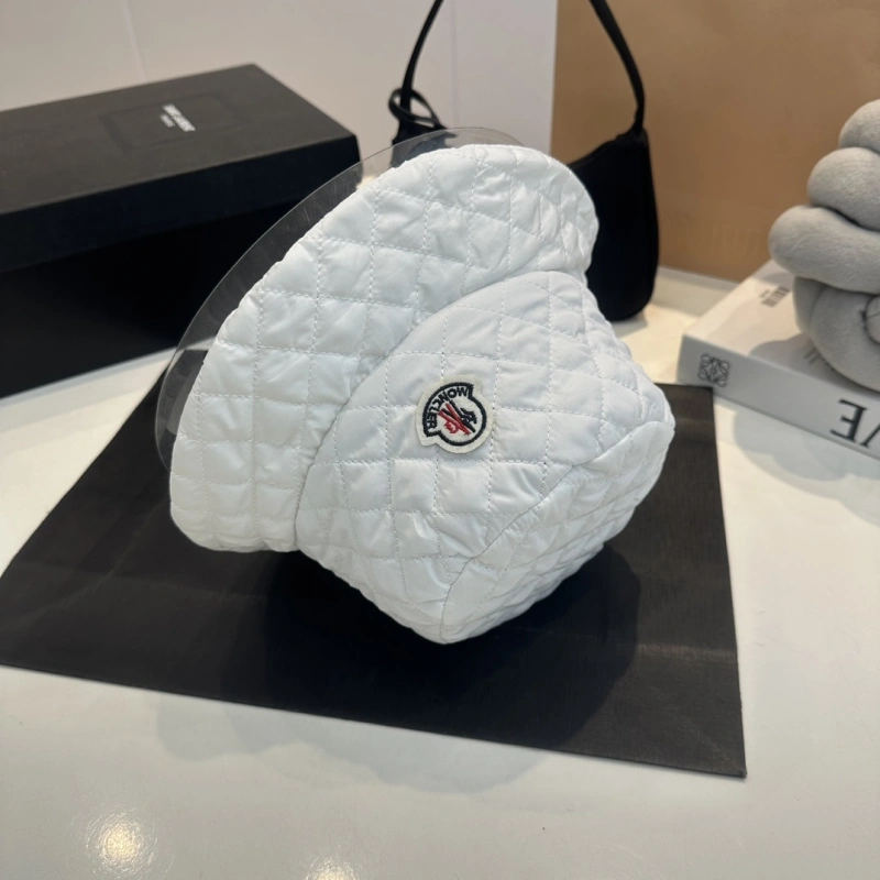 ★日本!!人気！ モンクレール帽子コピー 5色  Moncler  モンクレール帽子0059