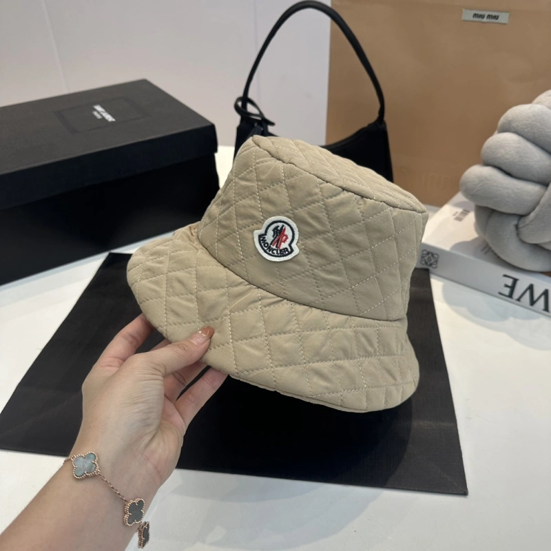 ★日本!!人気！ モンクレール帽子コピー 5色  Moncler  モンクレール帽子0059