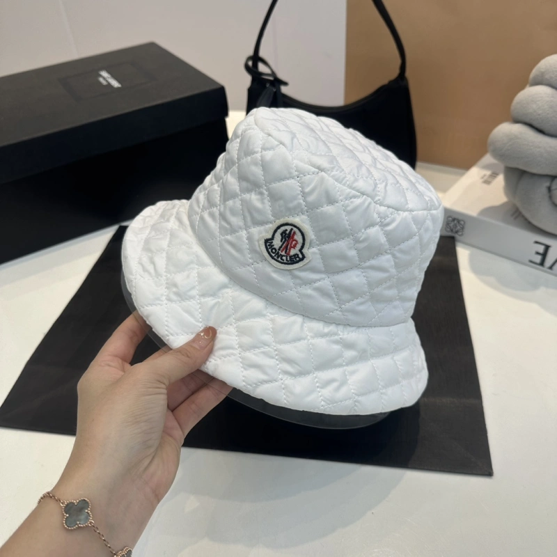 ★日本!!人気！ モンクレール帽子コピー 5色  Moncler  モンクレール帽子0059