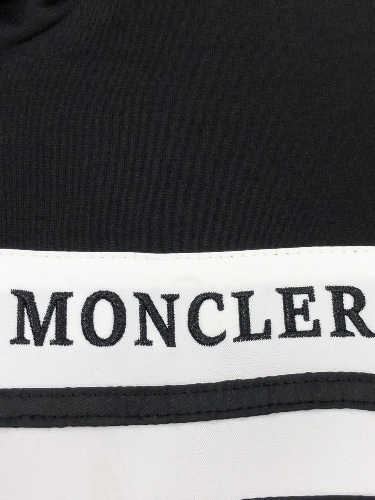 ☆超人気☆    モンクレールセットアップコピー 男女兼用   Moncler  モンクレール服0186