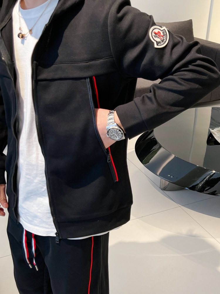 《人気★》  秋冬の新作モンクレールセットアップコピー    Moncler  モンクレール服0189