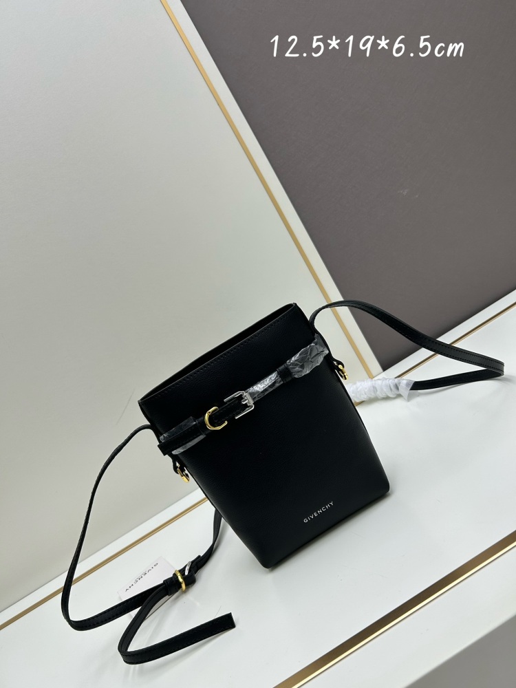 送料込     ジバンシィバッグコピー   3色    GIVENCHY  ジバンシィバッグ0040