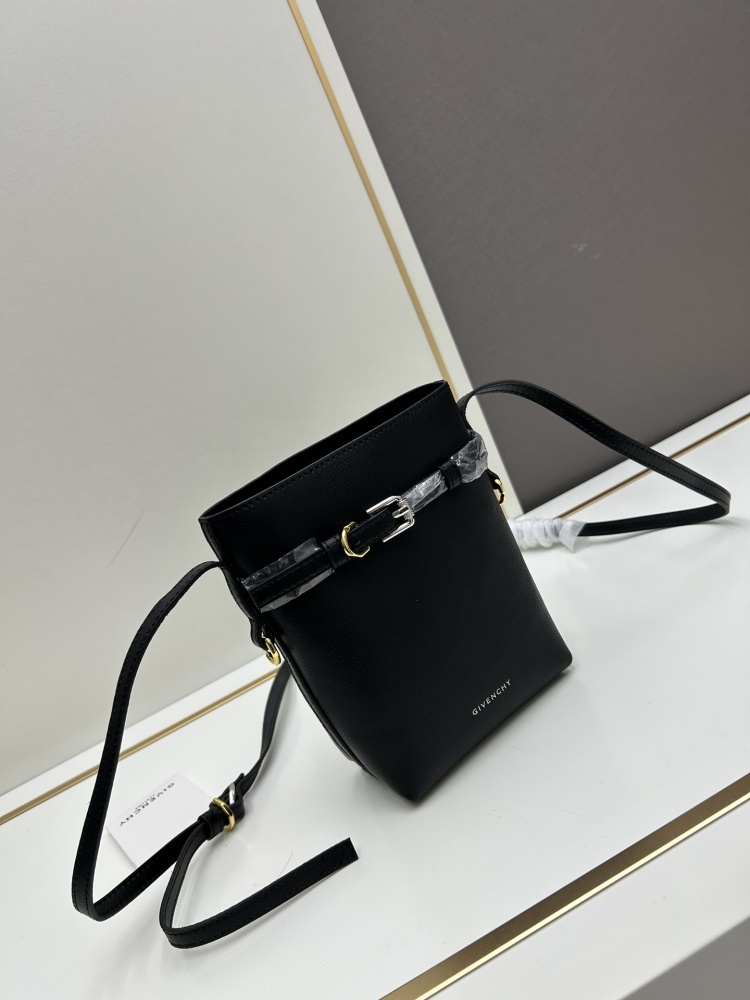 送料込     ジバンシィバッグコピー   3色    GIVENCHY  ジバンシィバッグ0040