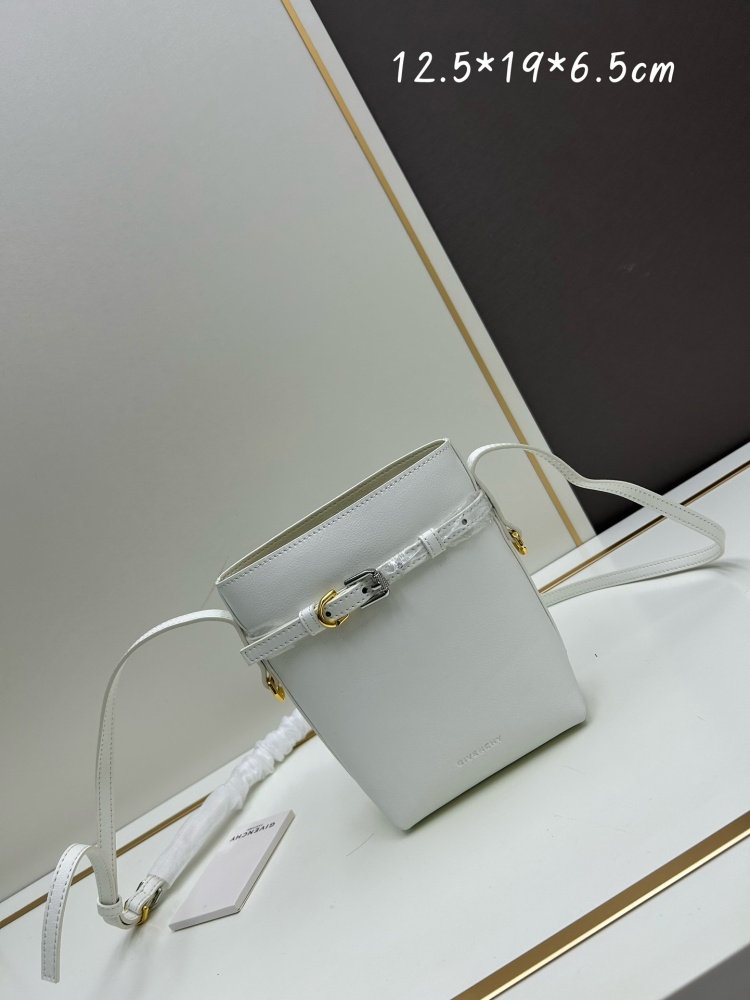 送料込     ジバンシィバッグコピー   3色    GIVENCHY  ジバンシィバッグ0040