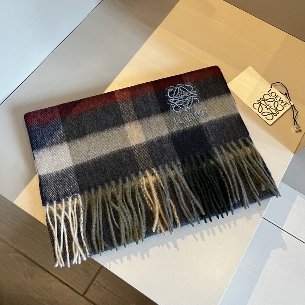 人気急上昇 エルメス カシミヤマフラー 偽物 3色 LOEWE ロエベ マフラー0084