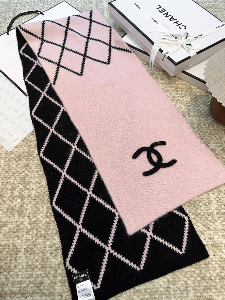 最安値挑戦  シャネル カシミヤニットのマフラーです 偽物    CHANEL シャネルマフラー0066