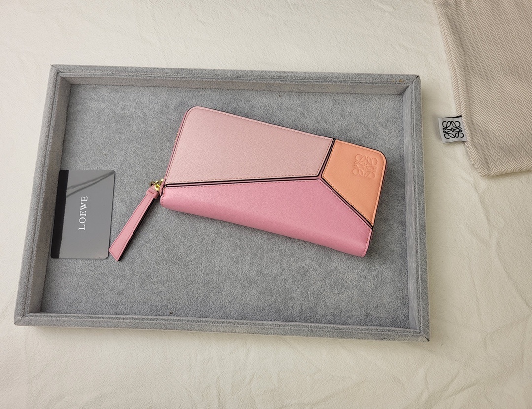 ギフトに最適 ロエベ 財布 パズル コピー ラウンドジップ ウォレット 5色  Loewe ロエベ財布054