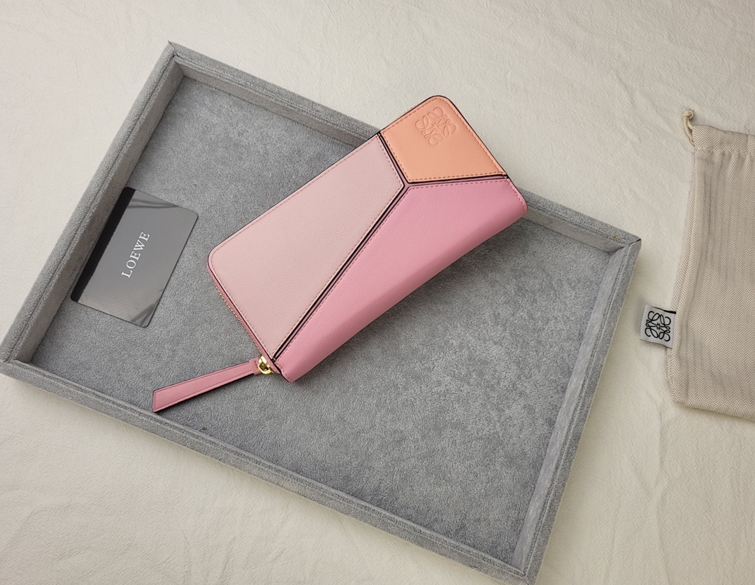 ギフトに最適 ロエベ 財布 パズル コピー ラウンドジップ ウォレット 5色  Loewe ロエベ財布054