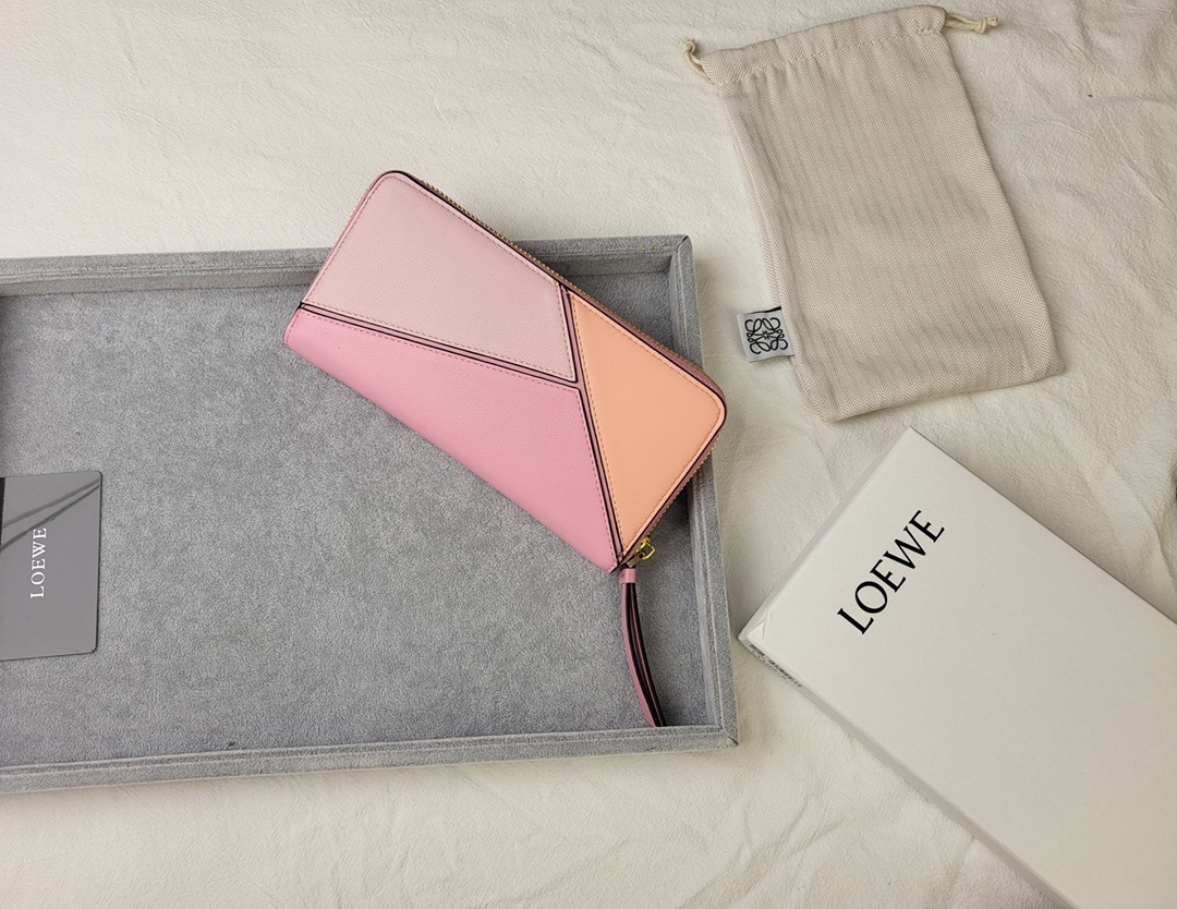 ギフトに最適 ロエベ 財布 パズル コピー ラウンドジップ ウォレット 5色  Loewe ロエベ財布054