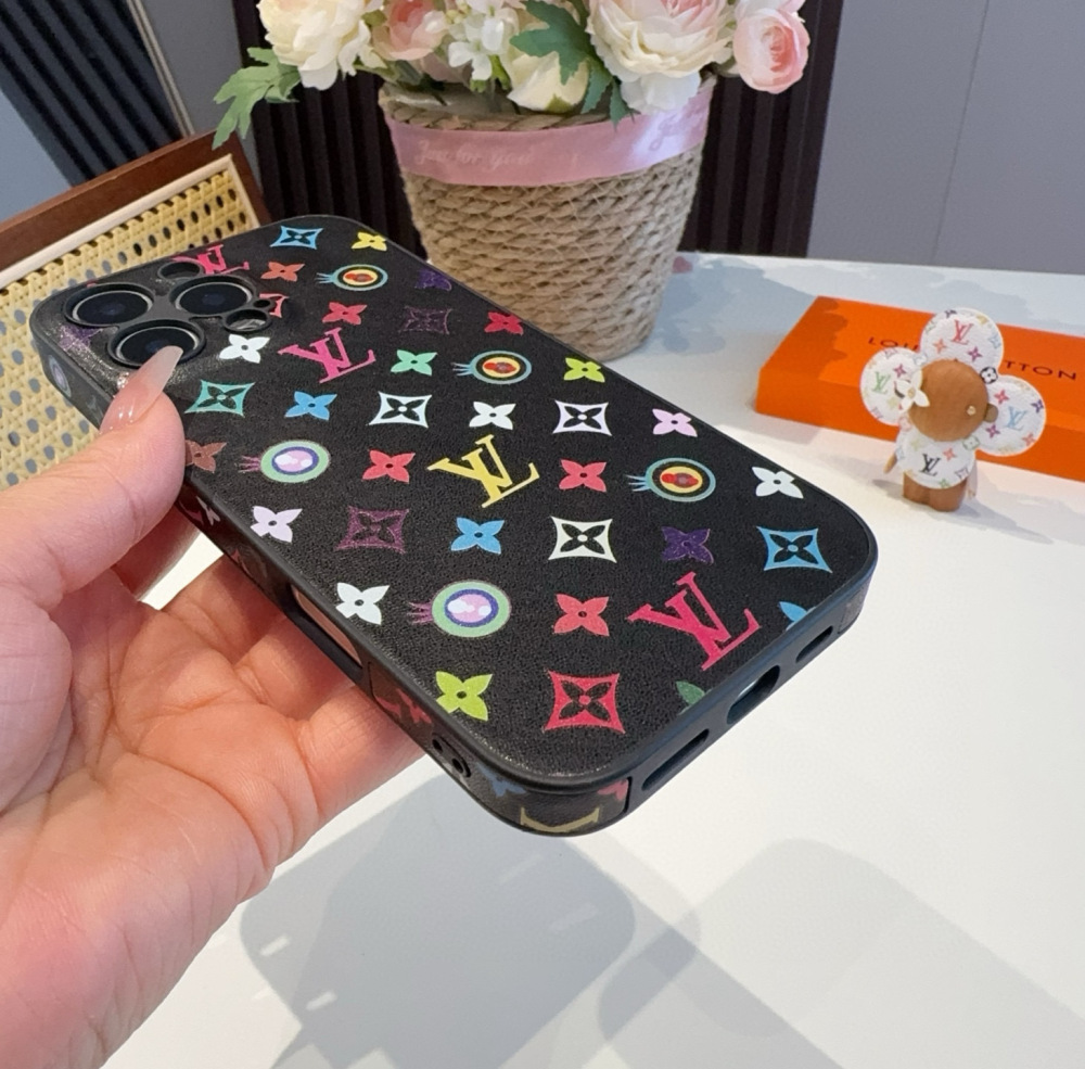 送料込 ルイヴィトン ケース コピー☆新作   2色  全機種 販売      ルイヴィトンiPhone 0150