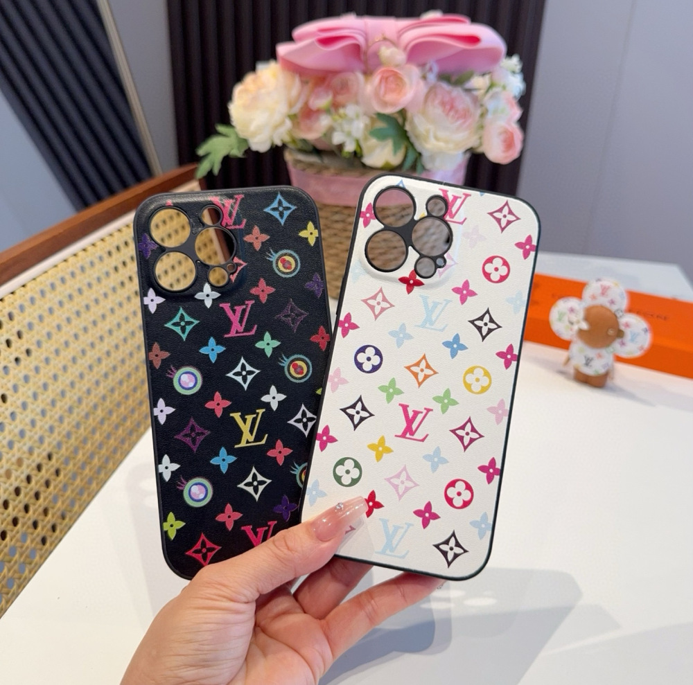 送料込 ルイヴィトン ケース コピー☆新作   2色  全機種 販売      ルイヴィトンiPhone 0150