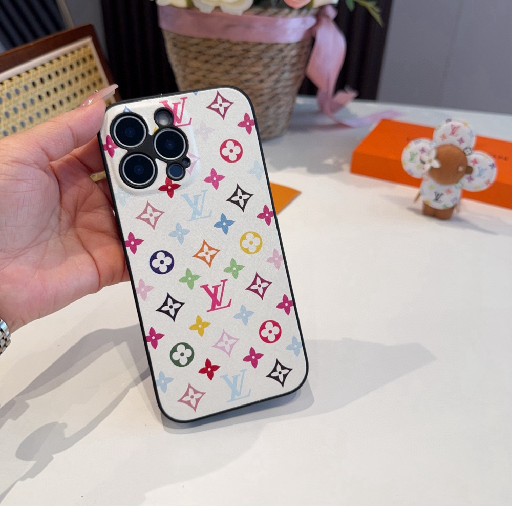 送料込 ルイヴィトン ケース コピー☆新作   2色  全機種 販売      ルイヴィトンiPhone 0150