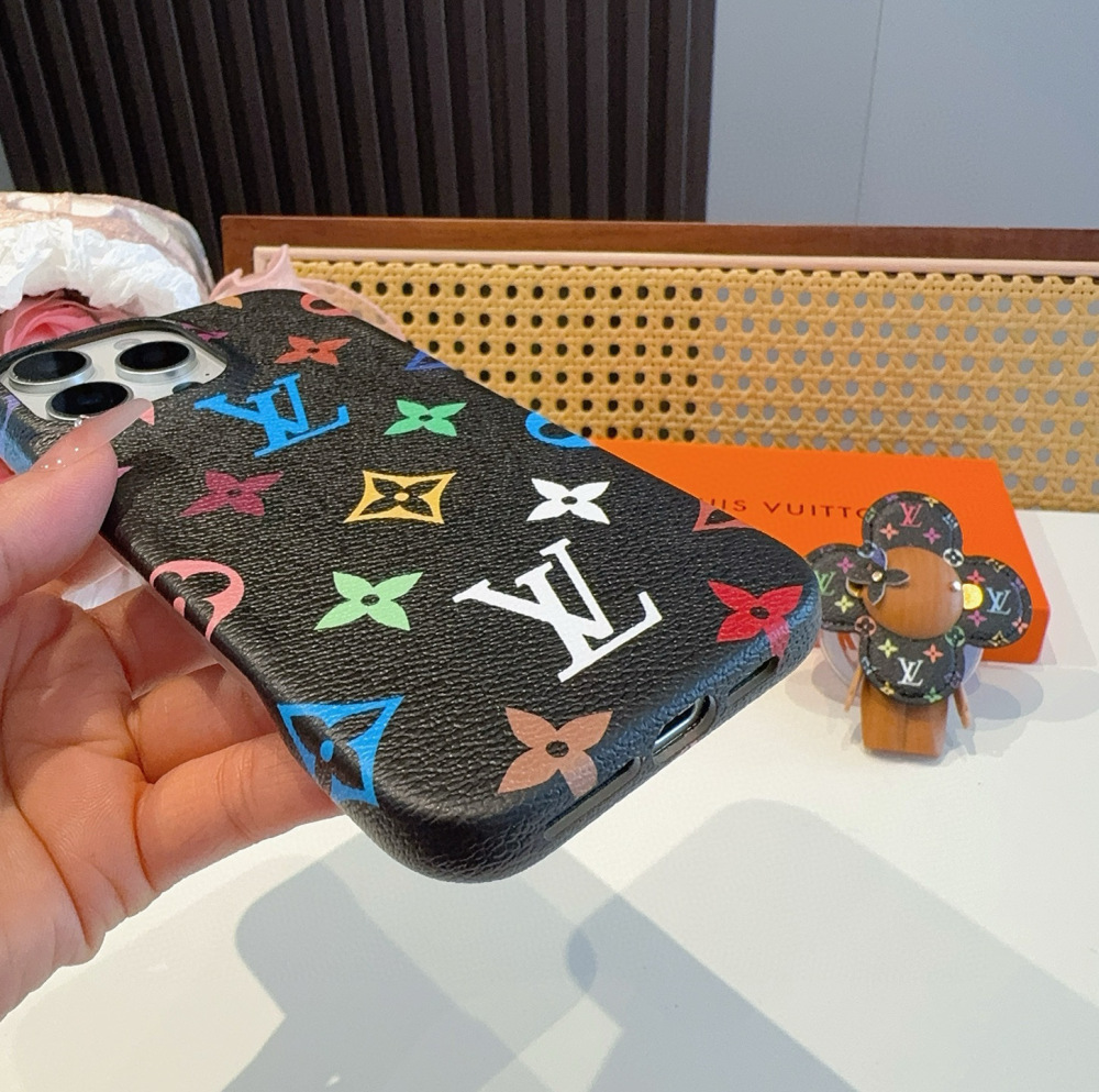 超話題!ルイヴィトン スマホケース 偽物 iphoneケース  2色  全機種 販売      ルイヴィトンiPhone 0149