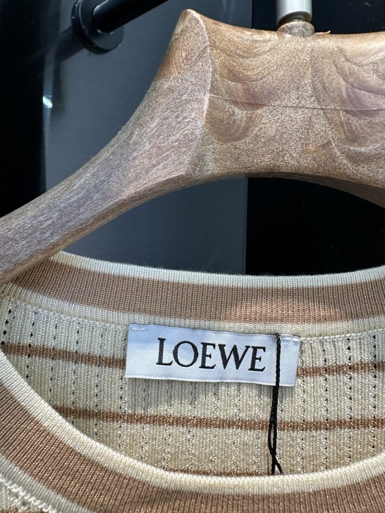 可愛い ロエベ ニット Tシャツ 偽物   2色  LOEWE ロエベ服0056